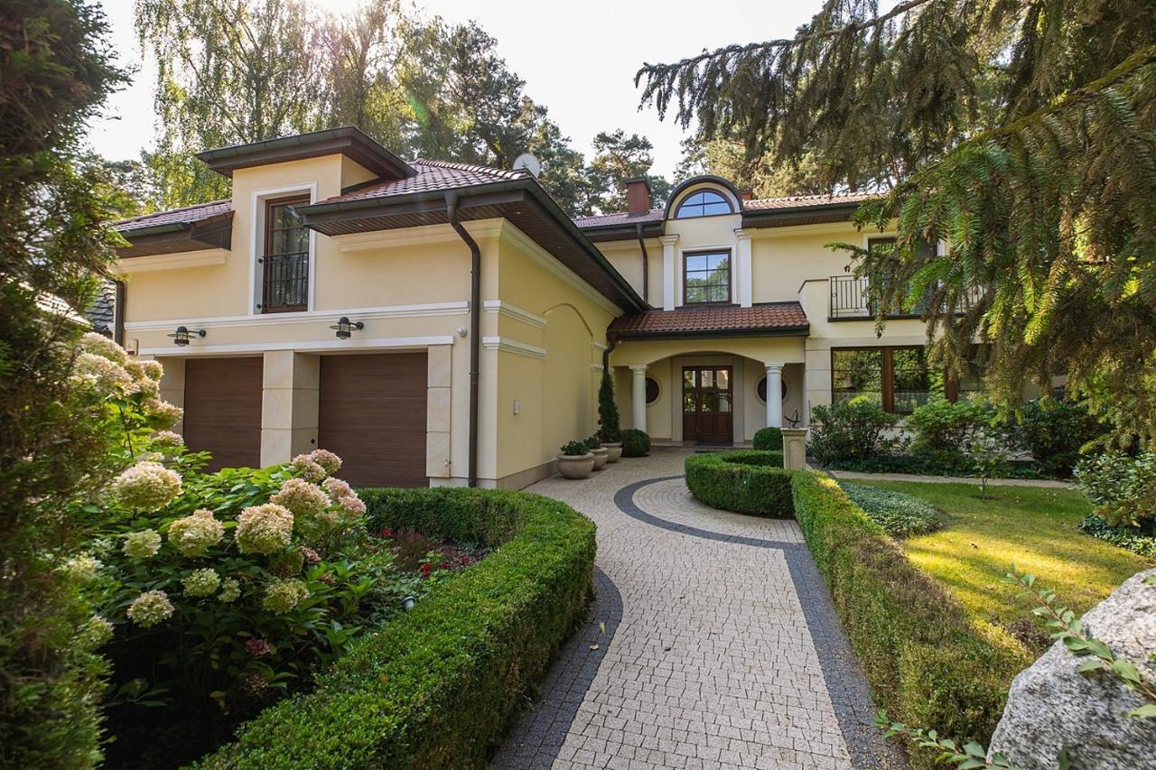 Luxury Indoor Pool Warsaw Villa