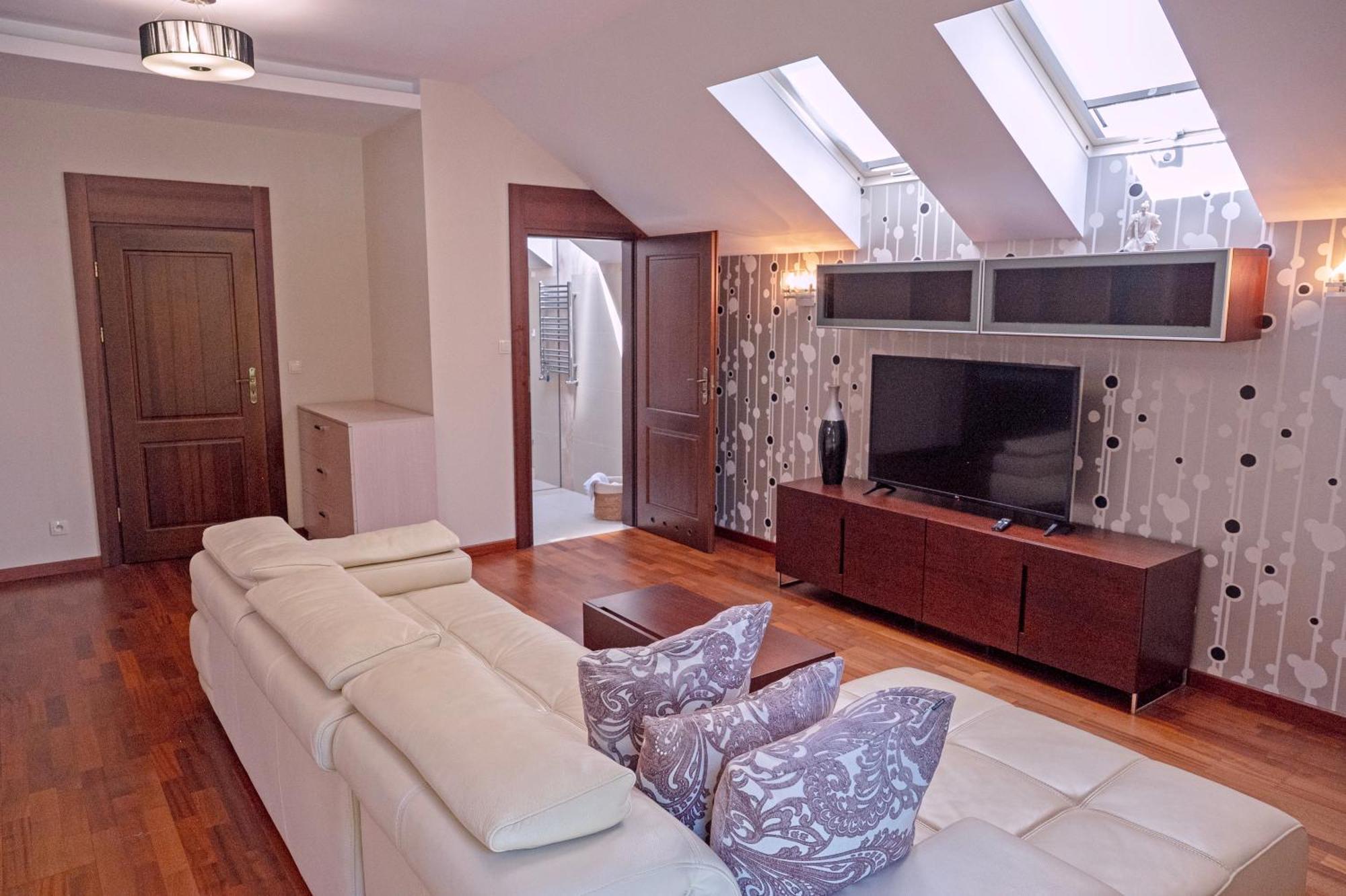 Luxury Indoor Pool Warsaw *