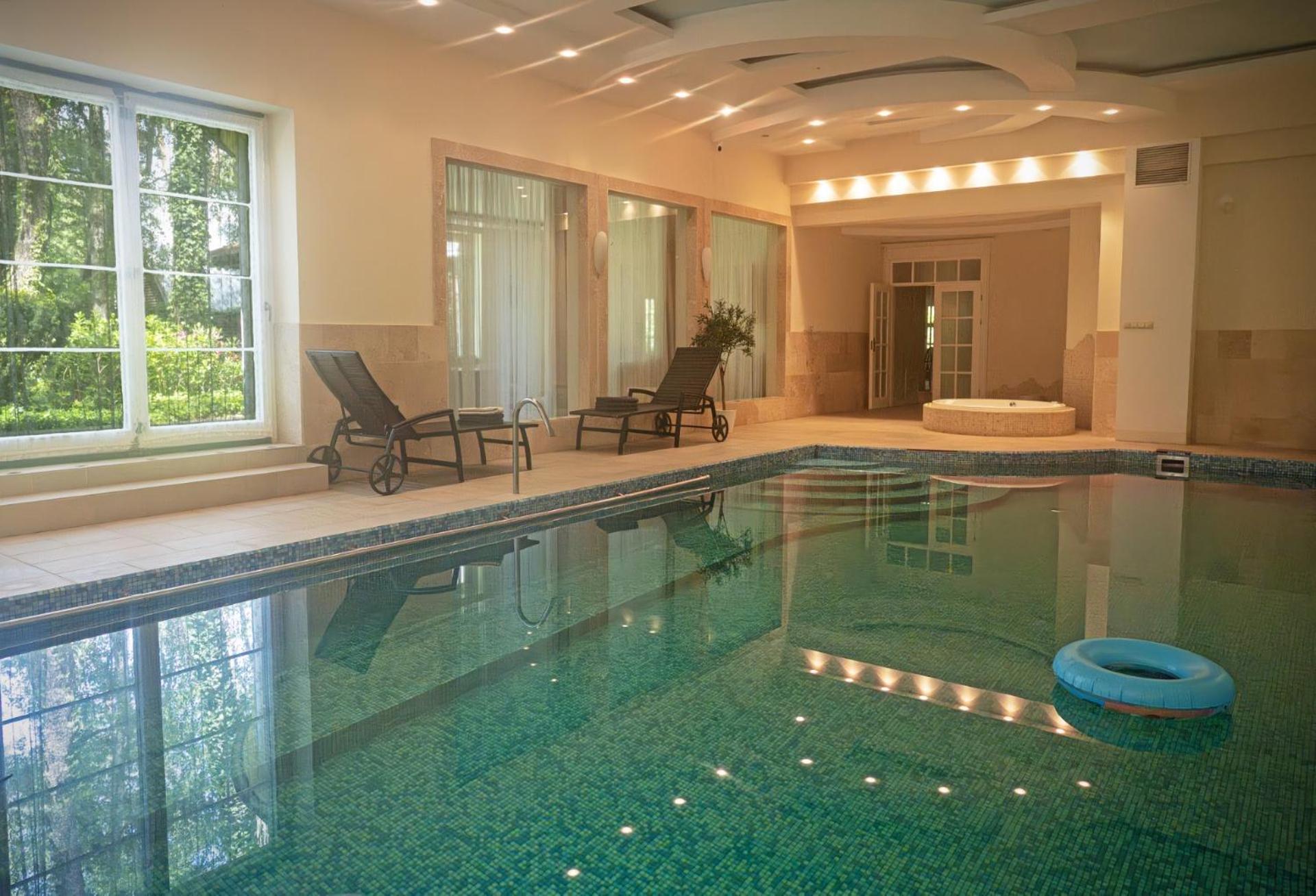 Luxury Indoor Pool Warsaw Вілла *